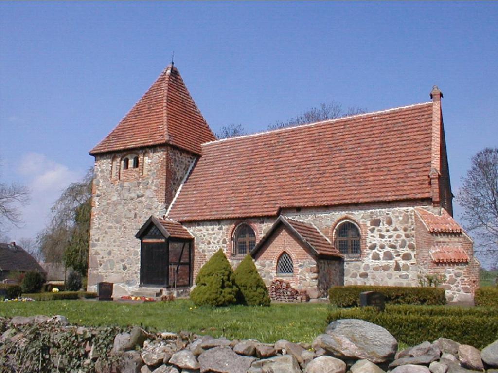 Langen Trechow - Kirche