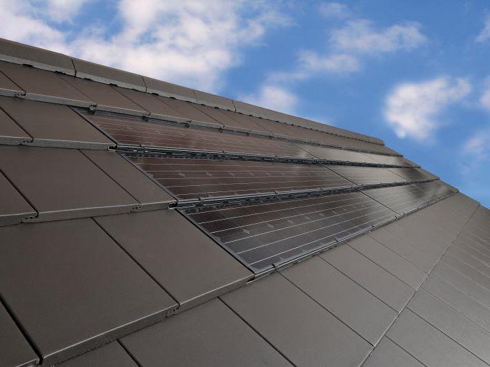 Solarsysteme mit kompletter Dachanbindung